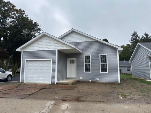 a-965A W Maumee St, Adrian, MI, 49221-1915 | Card Image