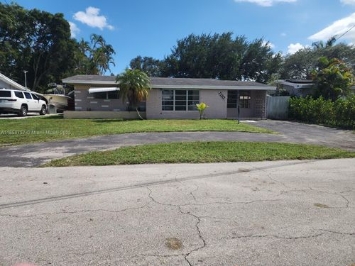 7130 Granada Blvd, Miramar, FL, 33023-5922 | Card Image