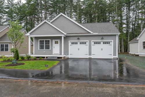 38 Wilderness Drive, Nashua, NH, 03062 | Card Image