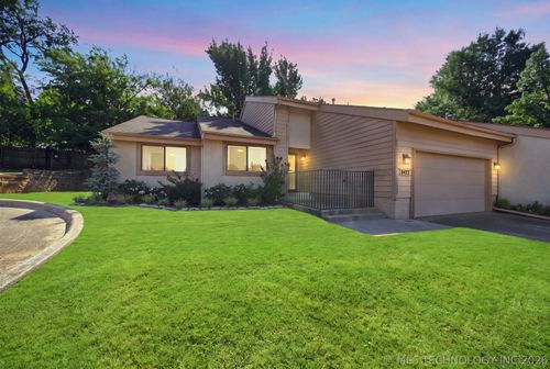 0-8477 S College Ave, Tulsa, OK, 74137-1420 | Card Image