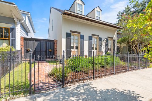 402 Silverstone Rd, Lafayette, LA, 70508-6024 | Card Image