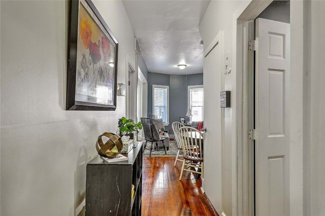 APT-1 - 10 Westcott St, Condo with 3 bedrooms, 1 bathrooms and 1 parking in Boston MA | Image 27
