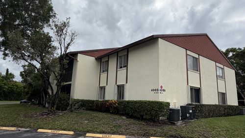 d2-4969 Sable Pine Cir, West Palm Beach, FL, 33417-2774 | Card Image