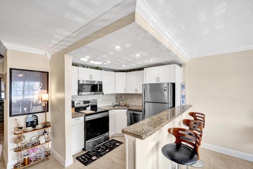 a-203-5201 Ne 24th Ter, Fort Lauderdale, FL, 33308-3907 | Card Image