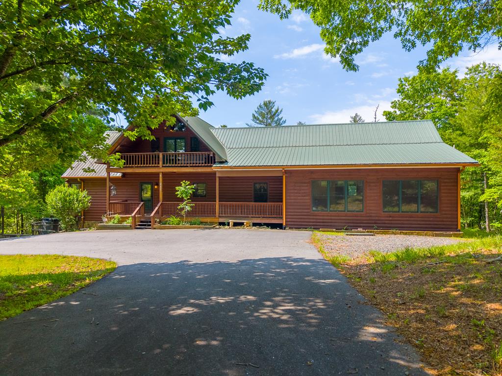 Residential in Hayesville