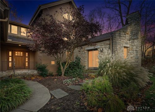 3849 Sable Ridge Dr, Bellbrook, OH, 45305-8733 | Card Image