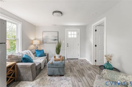 209 Wren Rd, Richmond, VA, 23223-3327 | Card Image