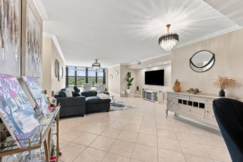 305-2766 Carambola Cir S, Coconut Creek, FL, 33066-2568 | Card Image