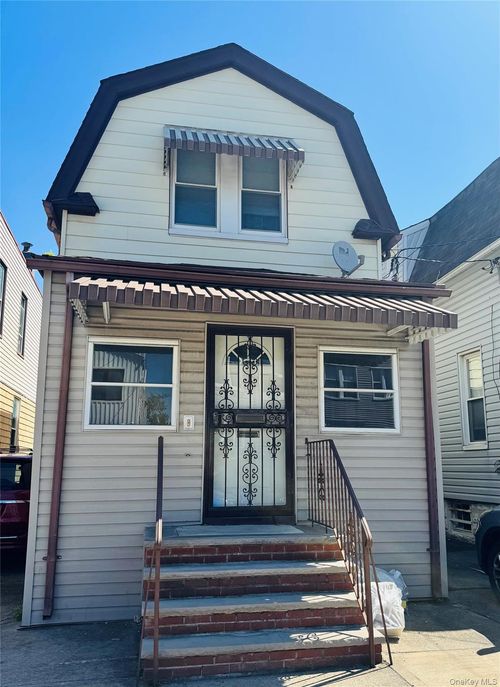 6661 74th Street, New York, NY, 11379 | Card Image