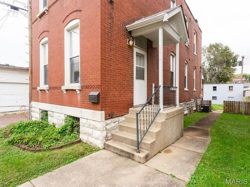 3916 Nebraska Ave, Saint Louis, MO, 63118-4439 | Card Image