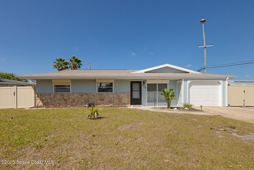 858 Bianca Dr Ne, PALM BAY, FL, 32905-5802 | Card Image