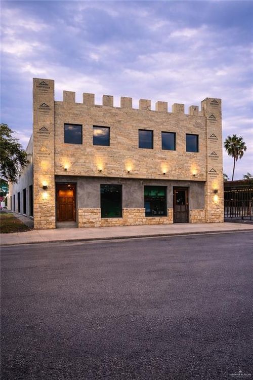 c-110 N 16th St, McAllen, TX, 78501-4733 | Card Image