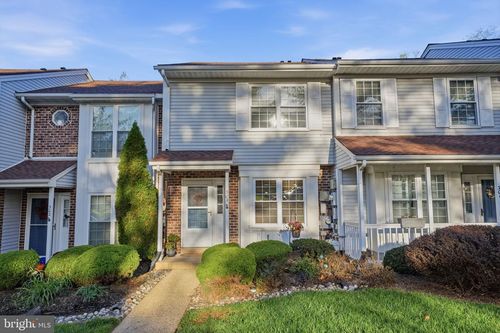 303 Leedom Way, NEWTOWN, PA, 18940-2324 | Card Image