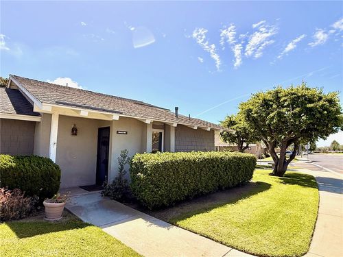 601e-8645 Butte Cir, Huntington Beach, CA, 92646-8740 | Card Image