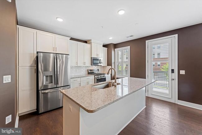 42869 Littlehales Ter, Townhouse with 3 bedrooms, 3 bathrooms and null parking in ASHBURN VA | Image 10