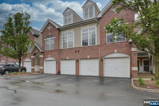 179 Riverwalk Way, Townhouse with 2 bedrooms, 3 bathrooms and null parking in Clifton NJ | Image 35