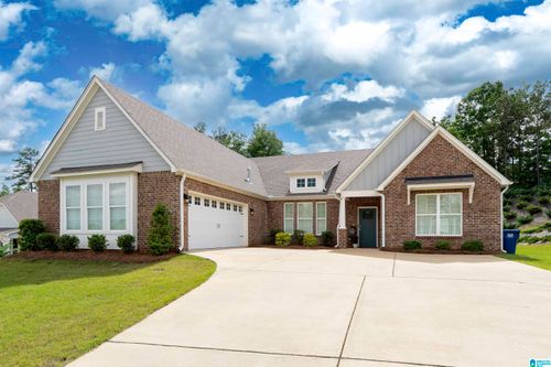6484 Winslow Parc Ln, TRUSSVILLE, AL, 35173-1190 | Card Image