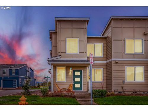 7746 Se Youngs St, Hillsboro, OR, 97123-2310 | Card Image