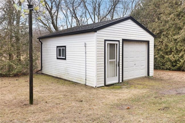 1048 Windham Centre Rd, House other with 2 bedrooms, 1 bathrooms and 8 parking in Windham Centre ON | Image 8