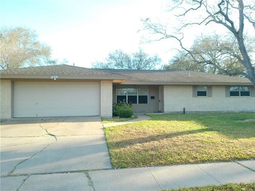 4610 Donegal Dr, Corpus Christi, TX, 78413-3314 | Card Image