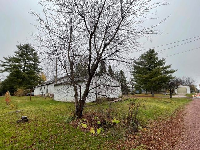 219 N 8 Th Ave W, House other with 3 bedrooms, 2 bathrooms and null parking in WASHBURN WI | Image 25