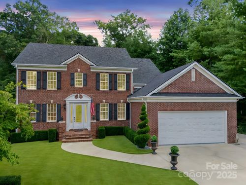 10 Ozark Spring Ln, Asheville, NC, 28805-8600 | Card Image