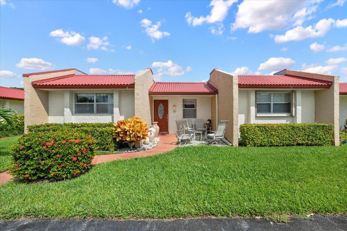 Lake Carol Dr, West Palm Beach, FL 33411