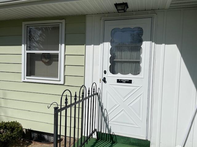 Southglow Ct, Grand Rapids, MI 49508