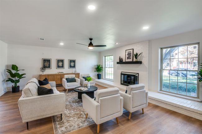 2028 Casa Loma Ct, House other with 3 bedrooms, 2 bathrooms and null parking in Grapevine TX | Image 7