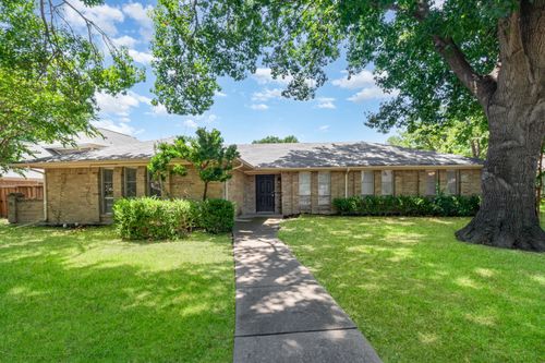 2641 Pinehurst Dr, Plano, TX, 75075-1906 | Card Image