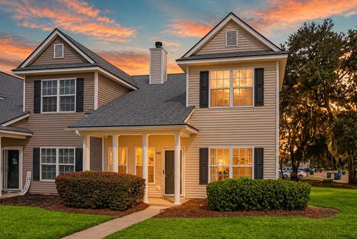 100 Lynches River Dr, Summerville, SC, 29485-8876 | Card Image