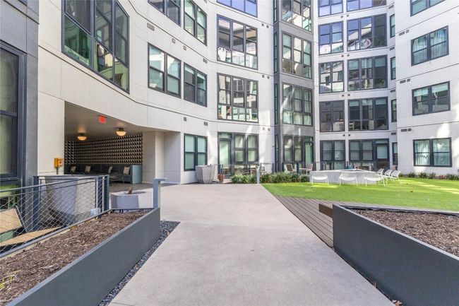 Gated community | Image 20