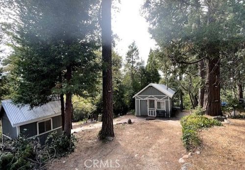23752 Inspiration Rd, Crestline, CA, 92325-9417 | Card Image