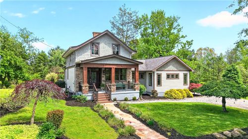 149 Kentzel Rd, Ross Twp, PA, 15237 | Card Image