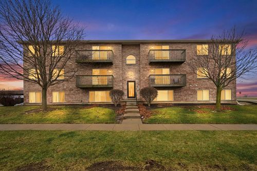 unit-302-575 N Strack St, Cortland, IL, 60112-4161 | Card Image