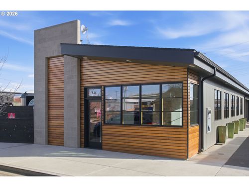 544 Sw 4th St, Redmond, OR, 97756-2801 | Card Image