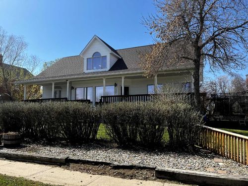 127 2 Ave W, Hussar, AB, T0J1S0 | Card Image