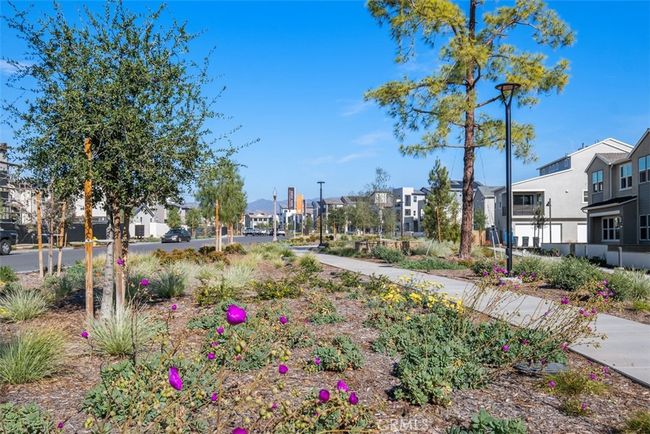 125 Seep, Condo with 4 bedrooms, 4 bathrooms and 2 parking in Irvine CA | Image 44