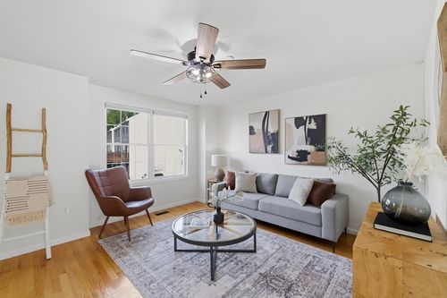 111-41 Boston Rd, North Billerica, MA, 01862-1040 | Card Image