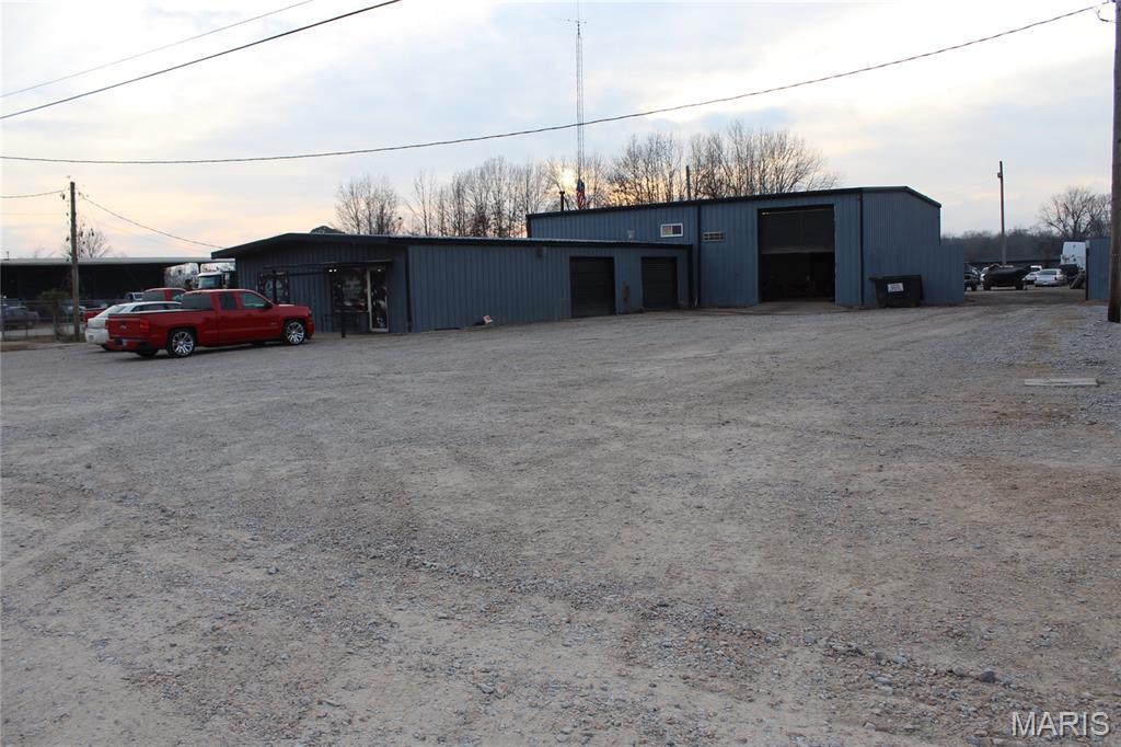 Commercial Sale in Poplar Bluff 3