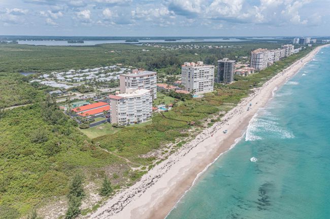 PH6 - 3870 N Highway A1a, Condo with 2 bedrooms, 2 bathrooms and null parking in Hutchinson Island FL | Image 69