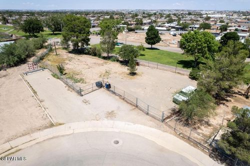 1817 Por Fin Ln, El Paso, TX, 79907-5557 | Card Image