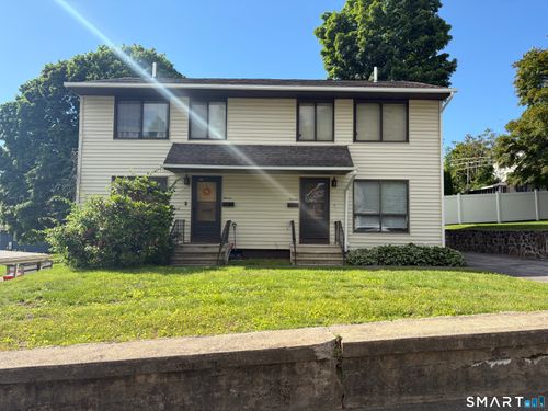 11 Fox St, Waterbury, CT, 06708-3401 | Card Image