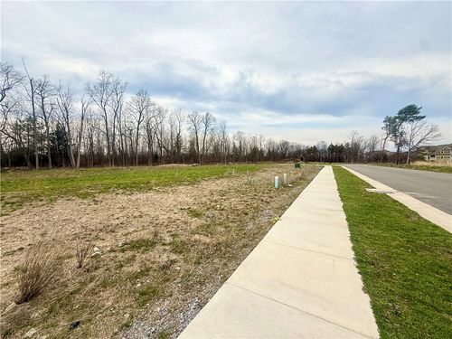 2016 Maes Lndg, Canandaigua, NY, 14424-9411 | Card Image