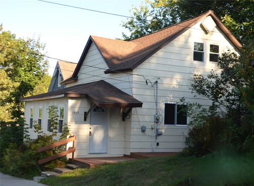 1085 Water St, CUMBERLAND, WI, 54829-8209 | Card Image