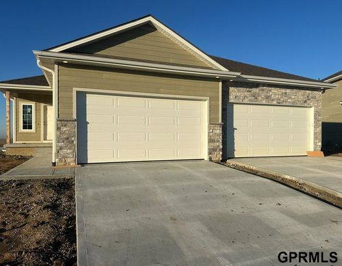 11706 S 125th St, Papillion, NE, 68046 | Card Image