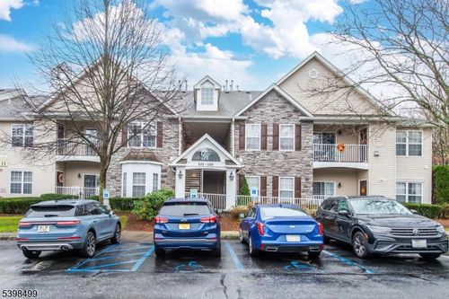 104-104 Barrister Dr, Butler, NJ, 07405-3247 | Card Image