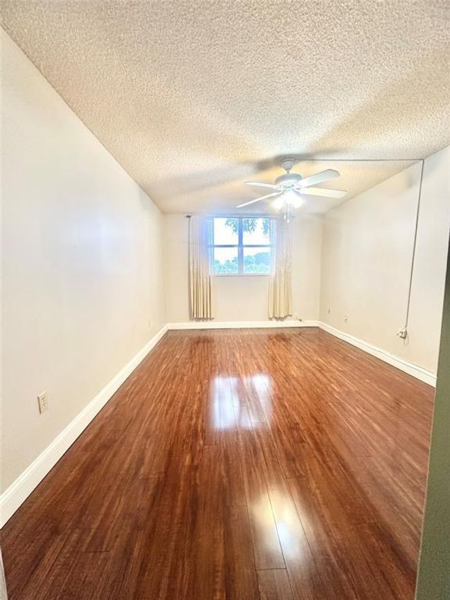APT-108 - 9330 Lime Bay Blvd, Condo with 2 bedrooms, 2 bathrooms and null parking in Tamarac FL | Image 11