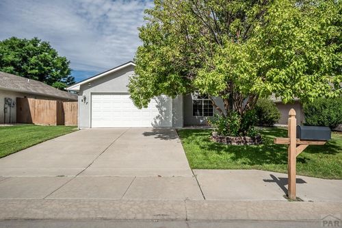 837 Ardath Ln, Pueblo, CO, 81005-1479 | Card Image