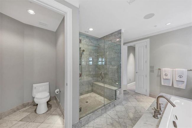 UNIT-3504 - 3344 Peachtree Rd Ne, Condo with 2 bedrooms, 3 bathrooms and 2 parking in Atlanta GA | Image 39
